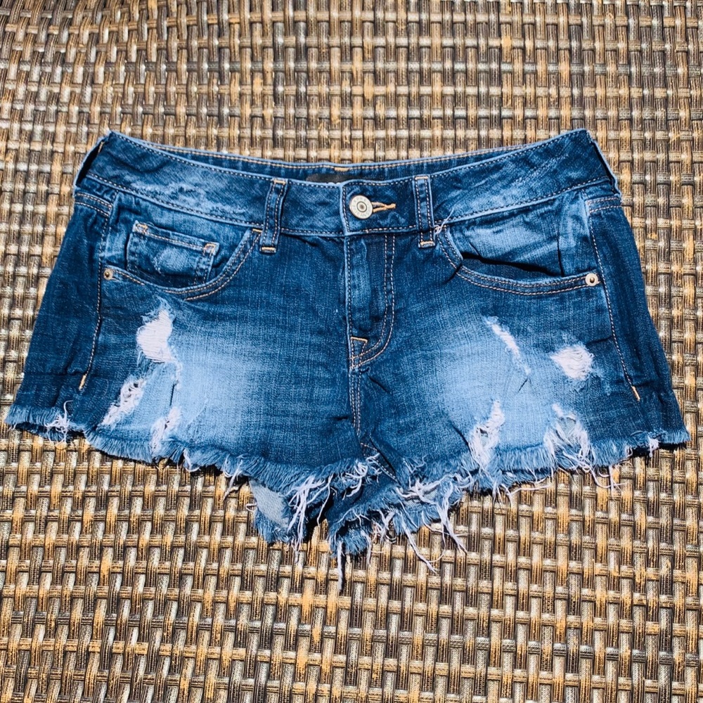 Express distressed shorts